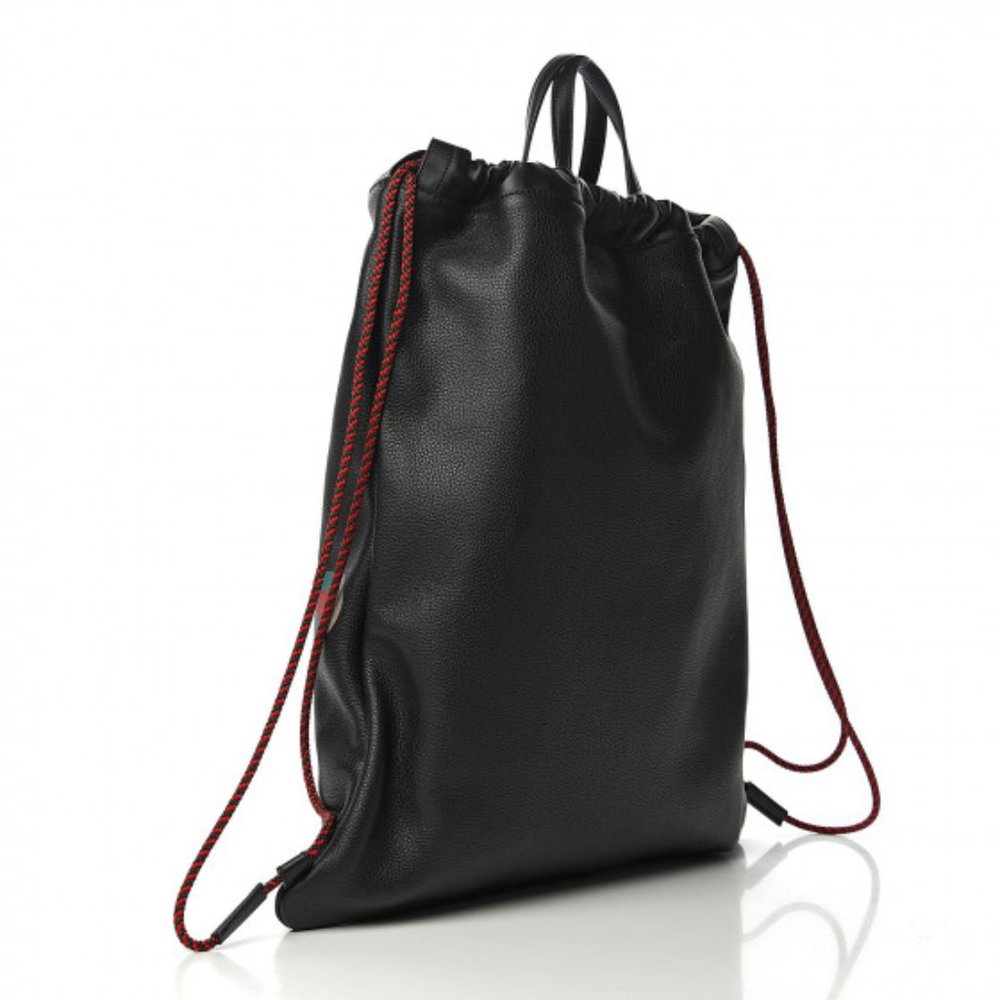 Gucci Logo-Print Drawstring Backpack in Black - Picture 3 of 10